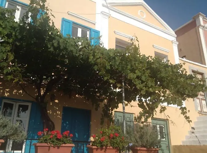 Aleminas House
