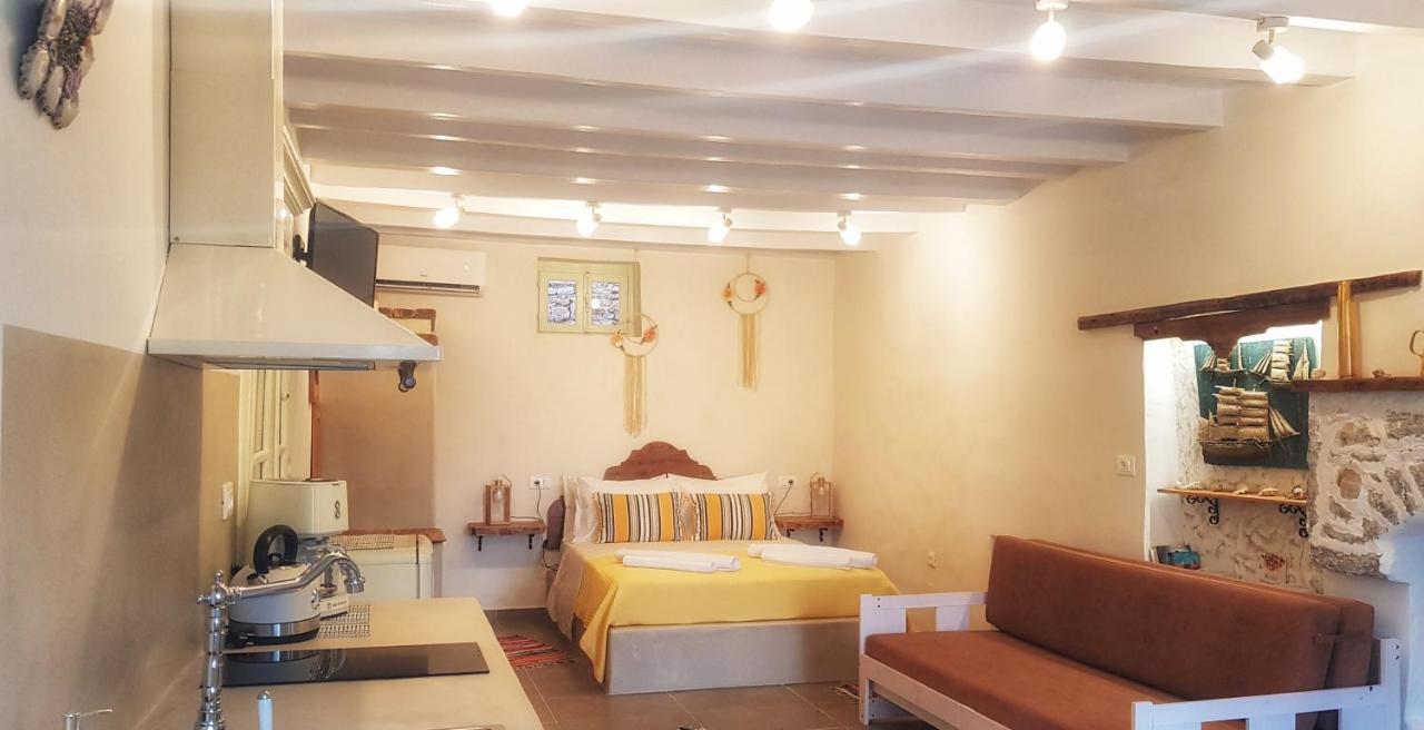 Aleminas House
