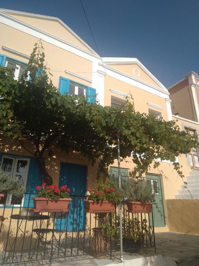 Aleminas House * Symi