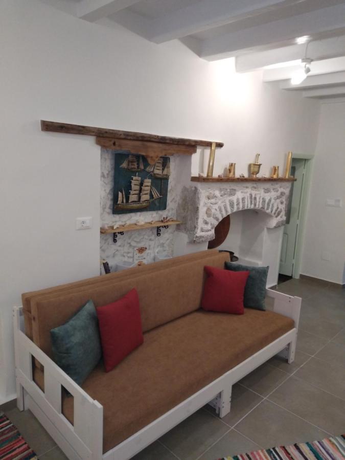 Apartment Aleminas House Symi